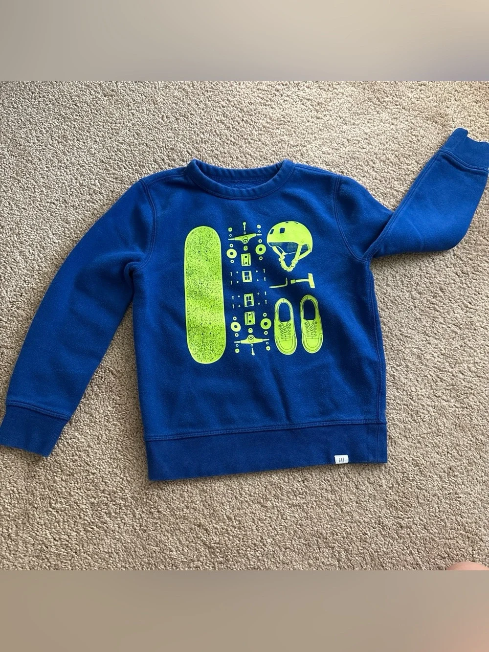 Gap sweatshirt bundle size SMALL 6-7 EUC
